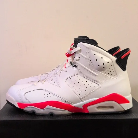 Nike Air Jordan 6 Retro VI Infrared sz 13